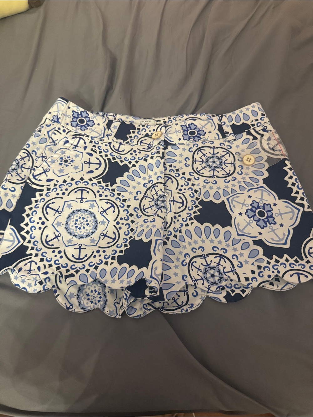 crown & ivy Blue and White Scallop Hem Printed Skort